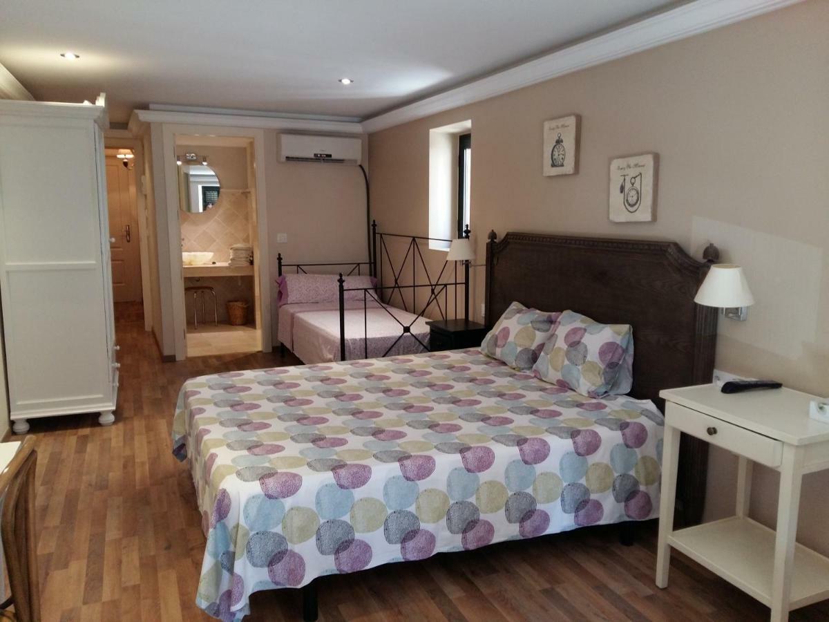 Pensio Rosa Dels Vents Hotell El Perelló Eksteriør bilde